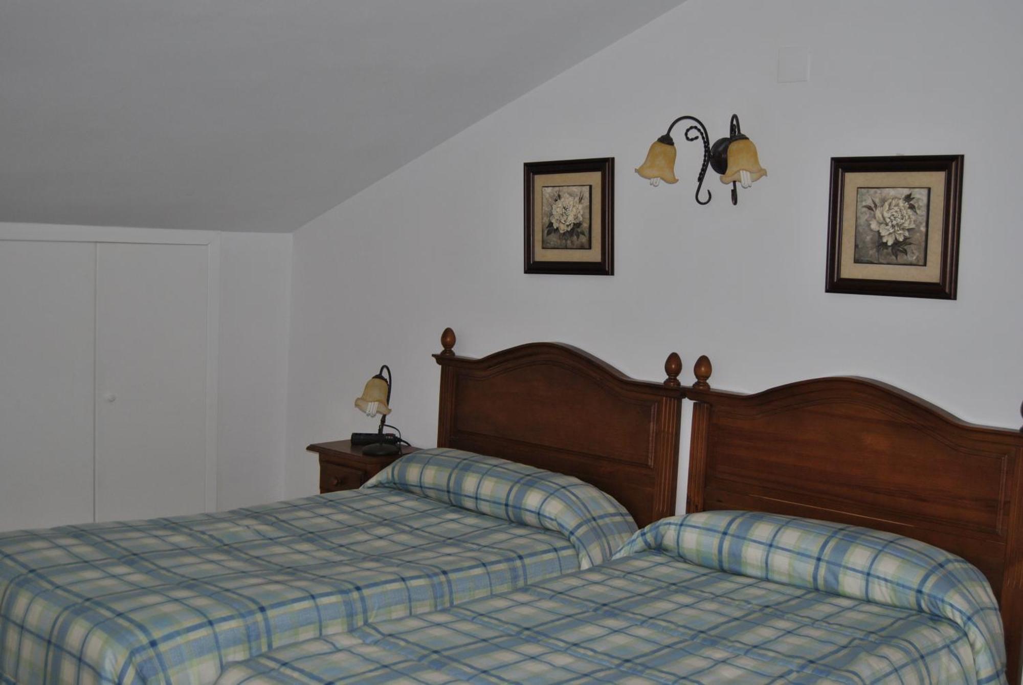 Hostal Rural Amador Puente de Vadillos ห้อง รูปภาพ