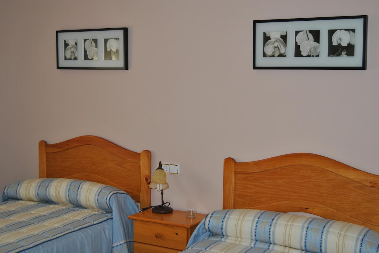 Hostal Rural Amador Puente de Vadillos ห้อง รูปภาพ